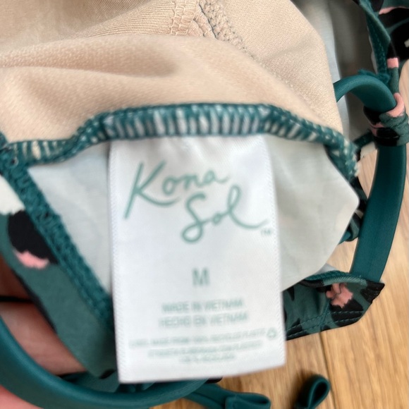 Kona Sol green leopard print bathing suit size medium EUC - Picture 4 of 6